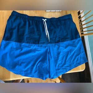 Men’s swim trunks